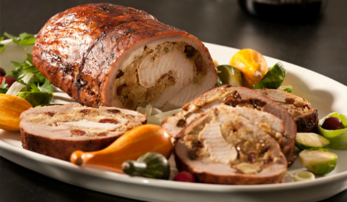 apple-and-cornbread-stuffed-pork-loin-with-roasted-apple-gravy