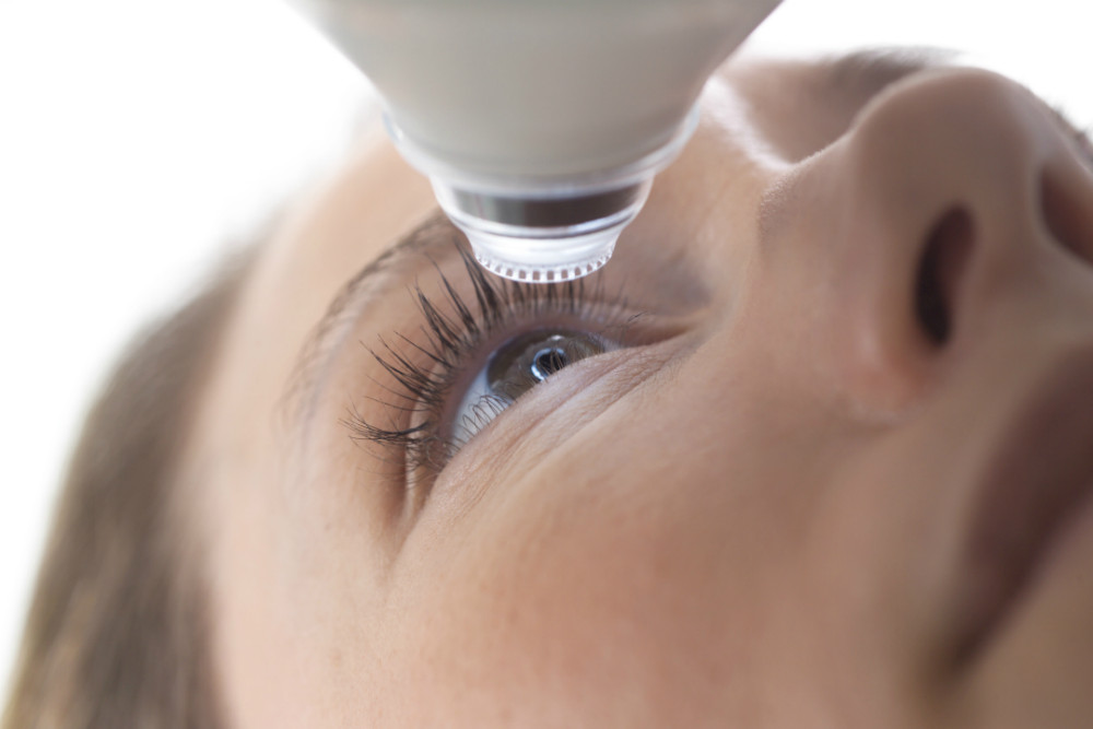 La gestión del azúcar en la sangre significa menos cirugías del ojo